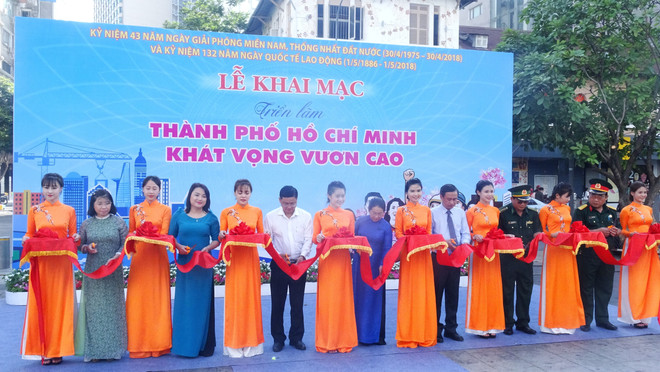 “胡志明市渴望提升”展览会在四个地方同时开幕 ảnh 1 “胡志明市渴望提升”展览会在四个地方同时开幕 ảnh 1