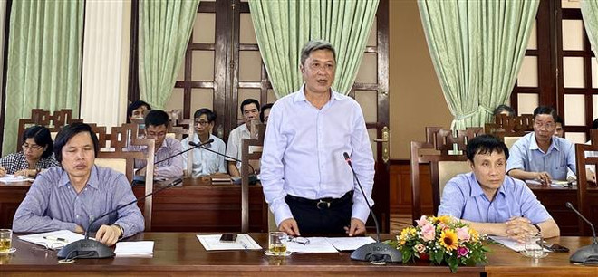 越南卫生部副部长阮长山调研承天顺化省新冠肺炎疫情防控工作 ảnh 1 越南卫生部副部长阮长山调研承天顺化省新冠肺炎疫情防控工作 ảnh 1