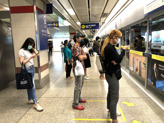 泰国将科学技术应用于新冠肺炎疫情防控工作中 ảnh 1 泰国将科学技术应用于新冠肺炎疫情防控工作中 ảnh 1