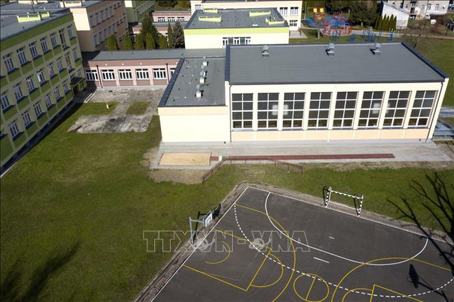 全球5亿名学生因新冠肺炎疫情而停课 ảnh 1 全球5亿名学生因新冠肺炎疫情而停课 ảnh 1