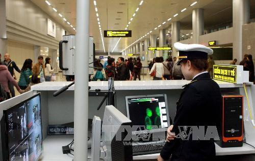 越南外交部就国内外公民在公共场所等戴口罩以防新冠肺炎疫情发出通知 ảnh 1