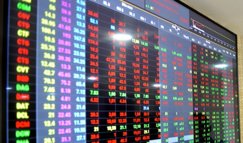 受疫情影响越南股市2月普遍下跌 ảnh 1