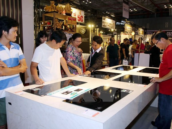 2017年第一次河内市国际建筑建材及家居用品展览会正式开展 ảnh 1