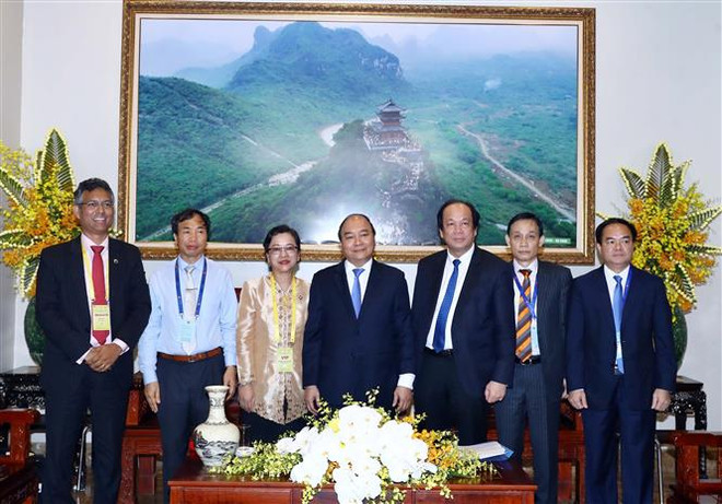 越南政府总理阮春福会见联合国副秘书长 ảnh 2