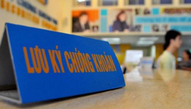 4月份356名外国投资者获证券交易代码 ảnh 1