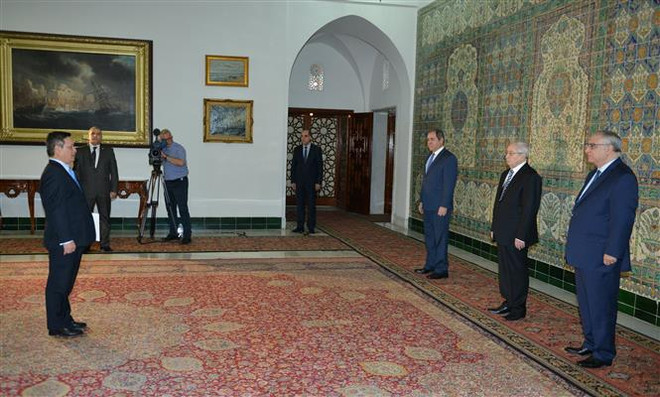 阿尔及利亚总统希望与越南促进关系 ảnh 2  阿尔及利亚总统希望与越南促进关系 ảnh 2