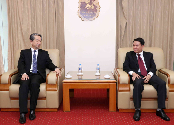 越通社社长阮德利会见中国驻越大使熊波 ảnh 1