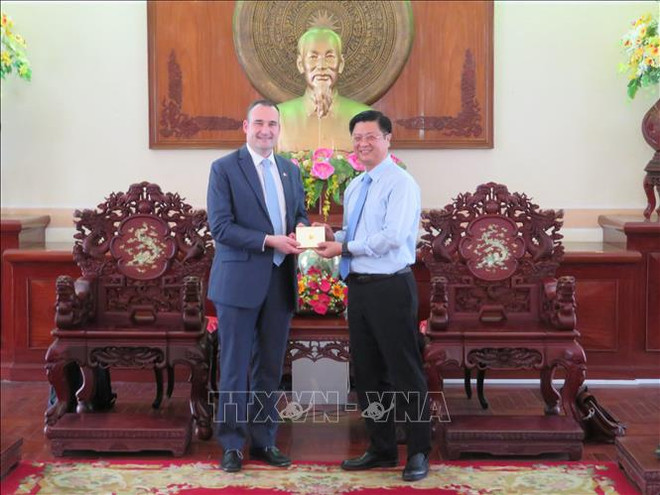 芹苴市吸引加拿大企业对高科技农业和基础设施进行投资 ảnh 1 芹苴市吸引加拿大企业对高科技农业和基础设施进行投资 ảnh 1