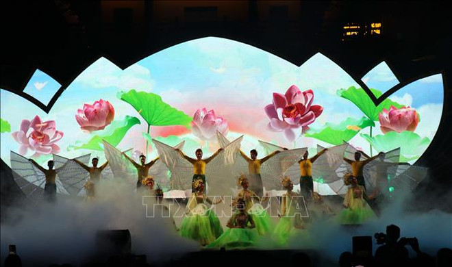 “神圣莲花”大型音乐会在胡志明市举行 ảnh 1 “神圣莲花”大型音乐会在胡志明市举行 ảnh 1