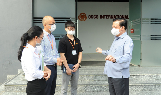 河内市委书记:实施社交距离措施必须像执行“战时命令”一样严厉 ảnh 1 河内市委书记:实施社交距离措施必须像执行“战时命令”一样严厉 ảnh 1