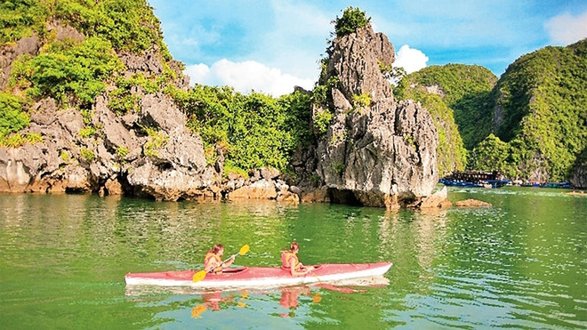 河内市-—海防市—广宁省:携手促进旅游发展 ảnh 1 河内市-—海防市—广宁省:携手促进旅游发展 ảnh 1