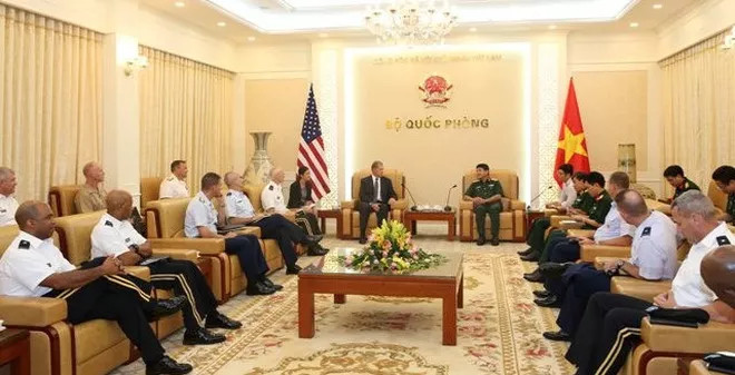 美国国防大学代表团对越南进行访问 ảnh 1 美国国防大学代表团对越南进行访问 ảnh 1