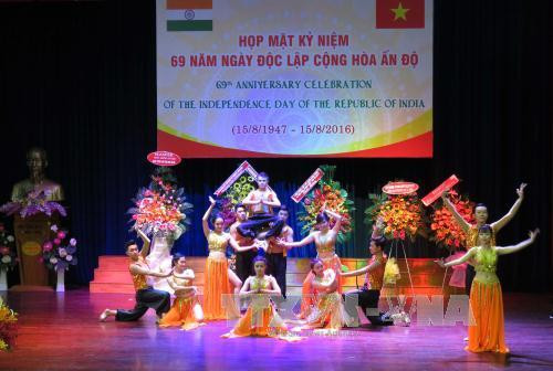 印度共和国独立日69周年纪念典礼在越南胡志明市举行 ảnh 1 印度共和国独立日69周年纪念典礼在越南胡志明市举行 ảnh 1