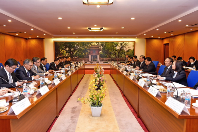 越老两国财政部加强合作关系 ảnh 2 越老两国财政部加强合作关系 ảnh 2