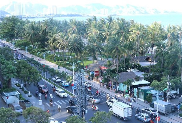 有关今日越南陆路交通现状及解决措施的论坛在庆和省举行 ảnh 2 有关今日越南陆路交通现状及解决措施的论坛在庆和省举行 ảnh 2