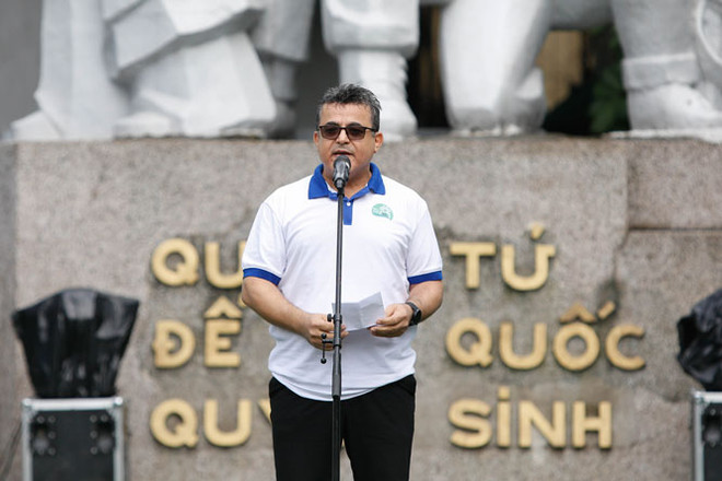 升龙-河内建都1010周年: 为了绿色河内的骑自行车友好活动吸引约400人参加 ảnh 3 升龙-河内建都1010周年: 为了绿色河内的骑自行车友好活动吸引约400人参加 ảnh 3