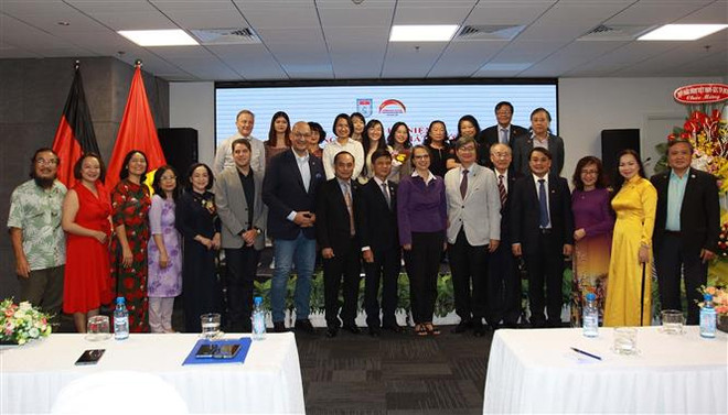 进一步加强胡志明市与德国各地方之间的关系 ảnh 1 进一步加强胡志明市与德国各地方之间的关系 ảnh 1