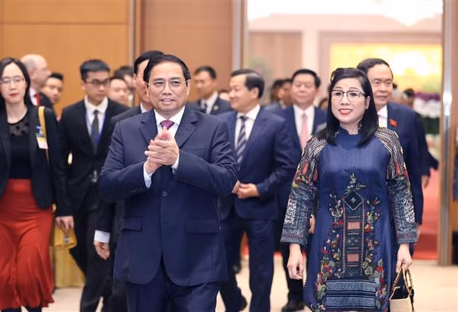 越南政府总理范明政和夫人设宴招待驻越外交使团 ảnh 1