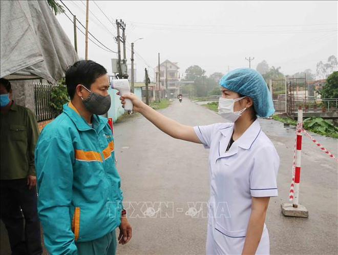 阮春福总理:加强新冠肺炎疫情防控工作中落实工作的检查力度 ảnh 2 阮春福总理:加强新冠肺炎疫情防控工作中落实工作的检查力度 ảnh 2