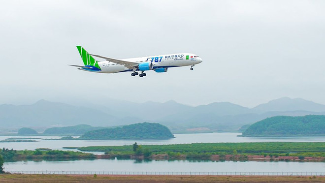 越竹航空公司4月18日起将河内市飞往胡志明市航线增至每日往返两个班次 ảnh 1 越竹航空公司4月18日起将河内市飞往胡志明市航线增至每日往返两个班次 ảnh 1