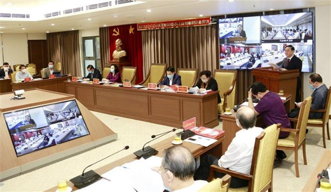 河内市委通过展开城市铁路项目和智慧城市项目的主张 ảnh 1