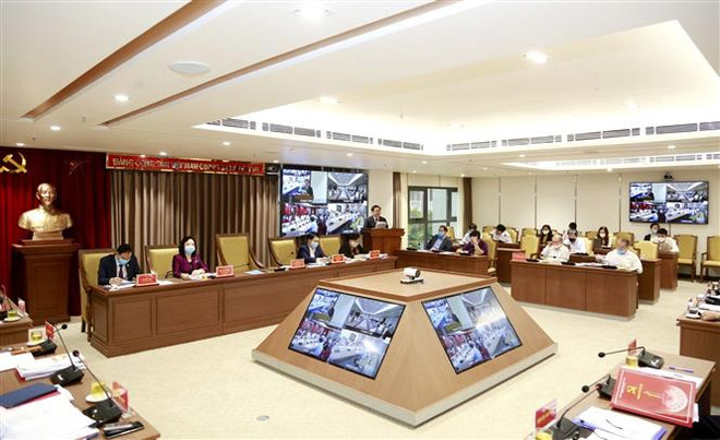 河内市委通过展开城市铁路项目和智慧城市项目的主张 ảnh 2