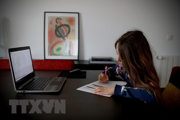 题为“跟随胡伯伯的足迹”在线越南语比赛在乌克兰举行 ảnh 1 题为“跟随胡伯伯的足迹”在线越南语比赛在乌克兰举行 ảnh 1