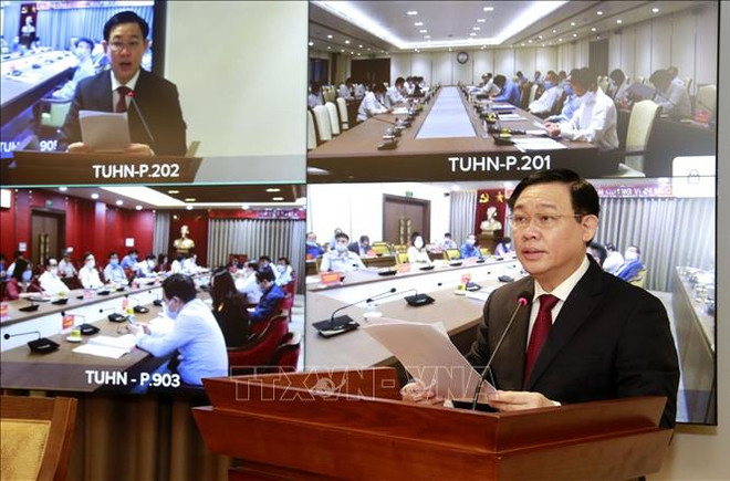 河内市委召开会议聚焦促进首都经济社会发展对策问题 ảnh 1 河内市委召开会议聚焦促进首都经济社会发展对策问题 ảnh 1