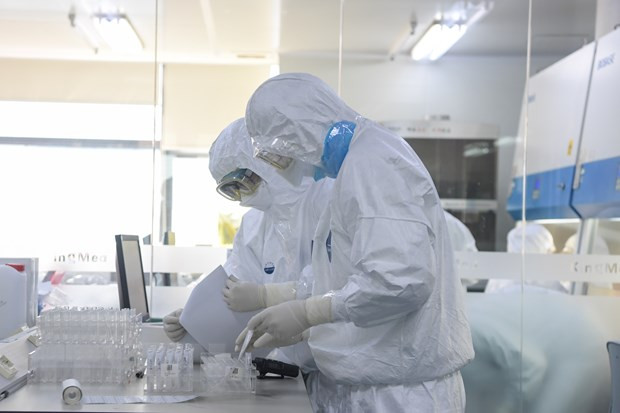 卫生部代部长阮青龙:准备好冬春季新冠肺炎疫情应对方案 ảnh 1 卫生部代部长阮青龙:准备好冬春季新冠肺炎疫情应对方案 ảnh 1