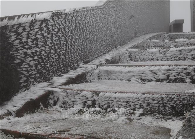 冷空气加强 北部、中部地区持续低温 ảnh 1 冷空气加强 北部、中部地区持续低温 ảnh 1