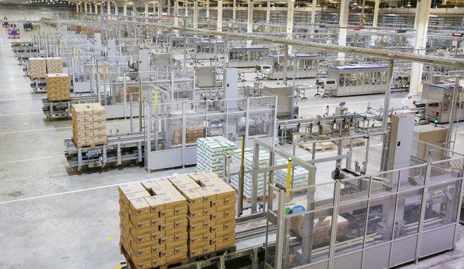 越南乳制品股份公司与菲律宾德尔蒙太平洋建立战略联盟 ảnh 2 越南乳制品股份公司与菲律宾德尔蒙太平洋建立战略联盟 ảnh 2