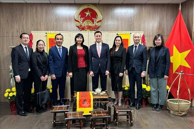 深化越老柬驻联合国代表团的团结协作 ảnh 1 深化越老柬驻联合国代表团的团结协作 ảnh 1