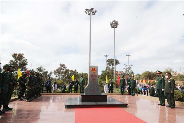 越南驻老大使:老挝总理潘坎·维帕万访越之旅为2022年深化越老全面合作关系注入动力 ảnh 3 越南驻老大使:老挝总理潘坎·维帕万访越之旅为2022年深化越老全面合作关系注入动力 ảnh 3