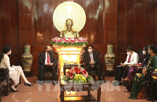 芹苴市希望新加坡关注对该市5大优势领域进行投资 ảnh 1