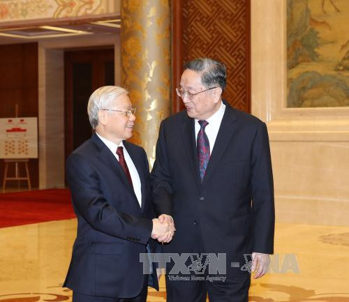 越共中央总书记阮富仲会见中国全国政协主席俞正声 ảnh 1 越共中央总书记阮富仲会见中国全国政协主席俞正声 ảnh 1