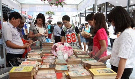 2017年胡志明市丁酉春节书街将于本月25日开街 ảnh 1 2017年胡志明市丁酉春节书街将于本月25日开街 ảnh 1