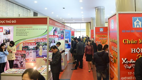 2017年春节特刊展在河内举行 ảnh 1 2017年春节特刊展在河内举行 ảnh 1