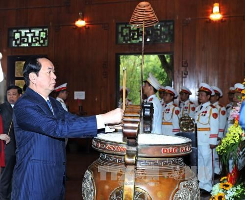 国家主席陈大光春节前赴乂安省看望慰问困难群众 ảnh 1 国家主席陈大光春节前赴乂安省看望慰问困难群众 ảnh 1