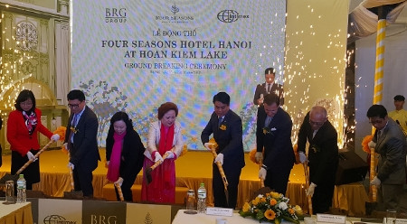 设有100间客房的六星级四季酒店在还剑湖旁边动工兴建 ảnh 1