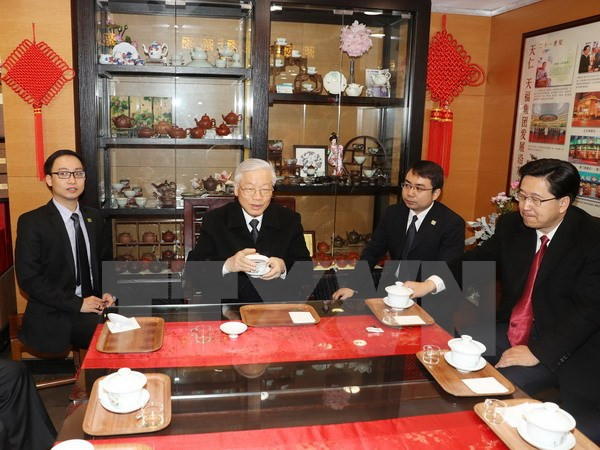 阮富仲总书记会见中国浙江省委书记夏宝龙 ảnh 2