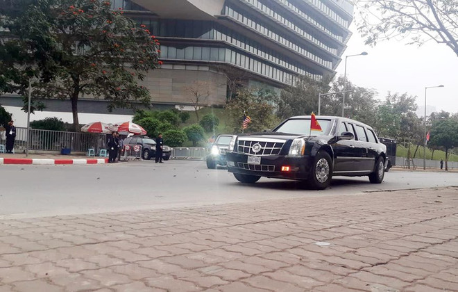 美朝领导人第二次会晤：特朗普登上“空军一号”启程回国 ảnh 1