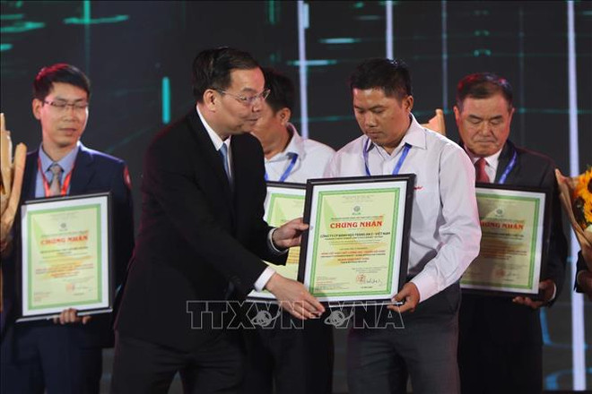 524家企业荣获2019年越南优质产品称号 ảnh 1 524家企业荣获2019年越南优质产品称号 ảnh 1
