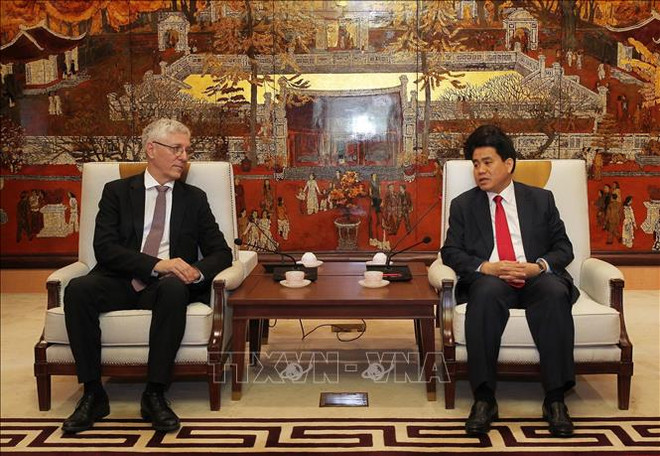 河内与法国图卢兹市加强升龙皇城考古的合作 ảnh 2 河内与法国图卢兹市加强升龙皇城考古的合作 ảnh 2