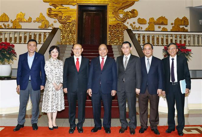 阮春福总理会见越南男足国家队主教练朴恒绪 ảnh 2 阮春福总理会见越南男足国家队主教练朴恒绪 ảnh 2
