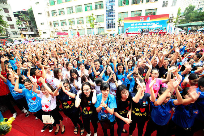 “我爱我祖国”活动在河内热闹举行 ảnh 1 “我爱我祖国”活动在河内热闹举行 ảnh 1