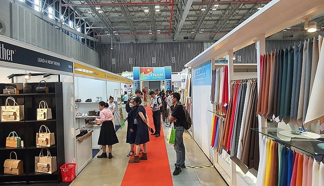 第23届越南胡志明皮革及鞋机鞋材展览会正式开幕 ảnh 2  第23届越南胡志明皮革及鞋机鞋材展览会正式开幕 ảnh 2