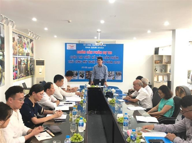 355份作品参加2023年河内手工艺品设计大赛 ảnh 1