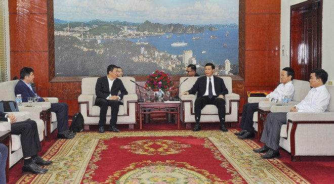 广宁省人民委员会主席阮德龙会见中国投资商 ảnh 1