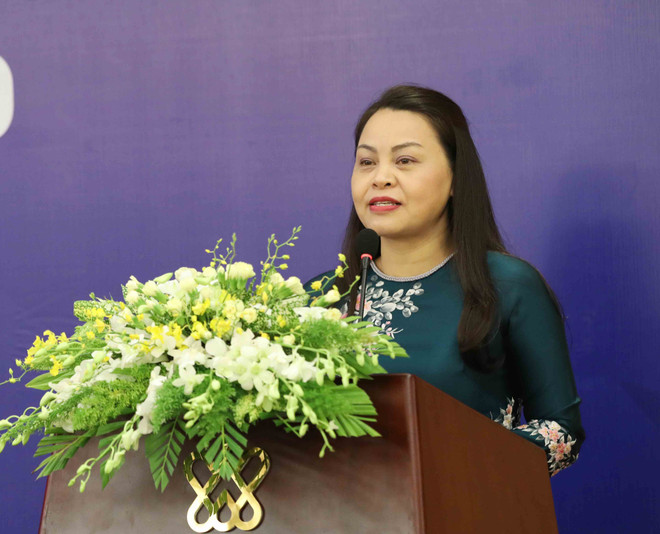 2017年“杰出女性中小企业奖”27日在越南承天顺化省顺化市亮相 ảnh 2 2017年“杰出女性中小企业奖”27日在越南承天顺化省顺化市亮相 ảnh 2