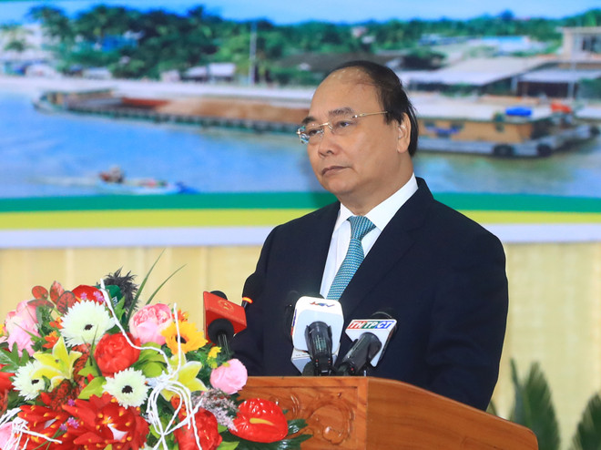 阮春福：后江省领导要倾听企业心声并为其创造最便利条件 ảnh 2